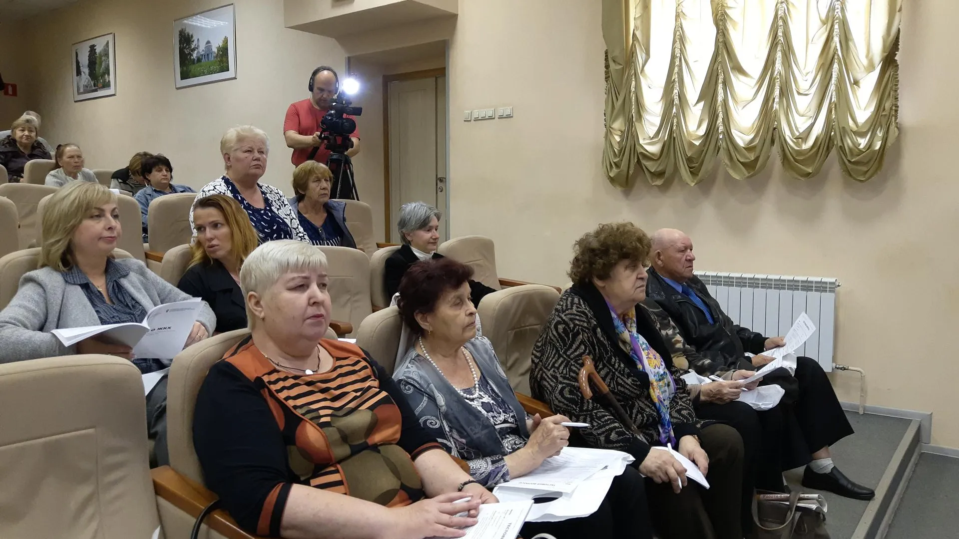 Жителям Балашихи рассказали об управлении многоквартирными домами на бесплатном семинаре