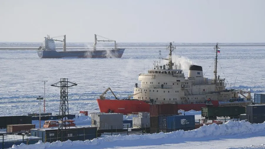 Поставки углеводородов в Азию по Северному морскому пути увеличились на 14,5%