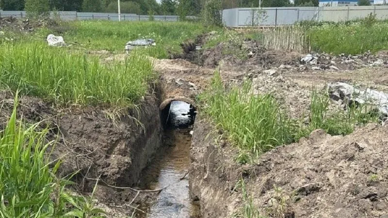 Житель горокруга Раменское сообщил о незаконных работах в водоохранной зоне ручья