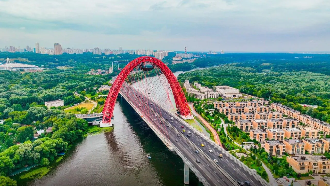 Эстакады, мосты и путепроводы отремонтируют в Москве в 2024 году