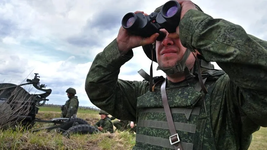 Белоруссия перебрасывает солдат на границу с Украиной, подозревая вторжение ВСУ