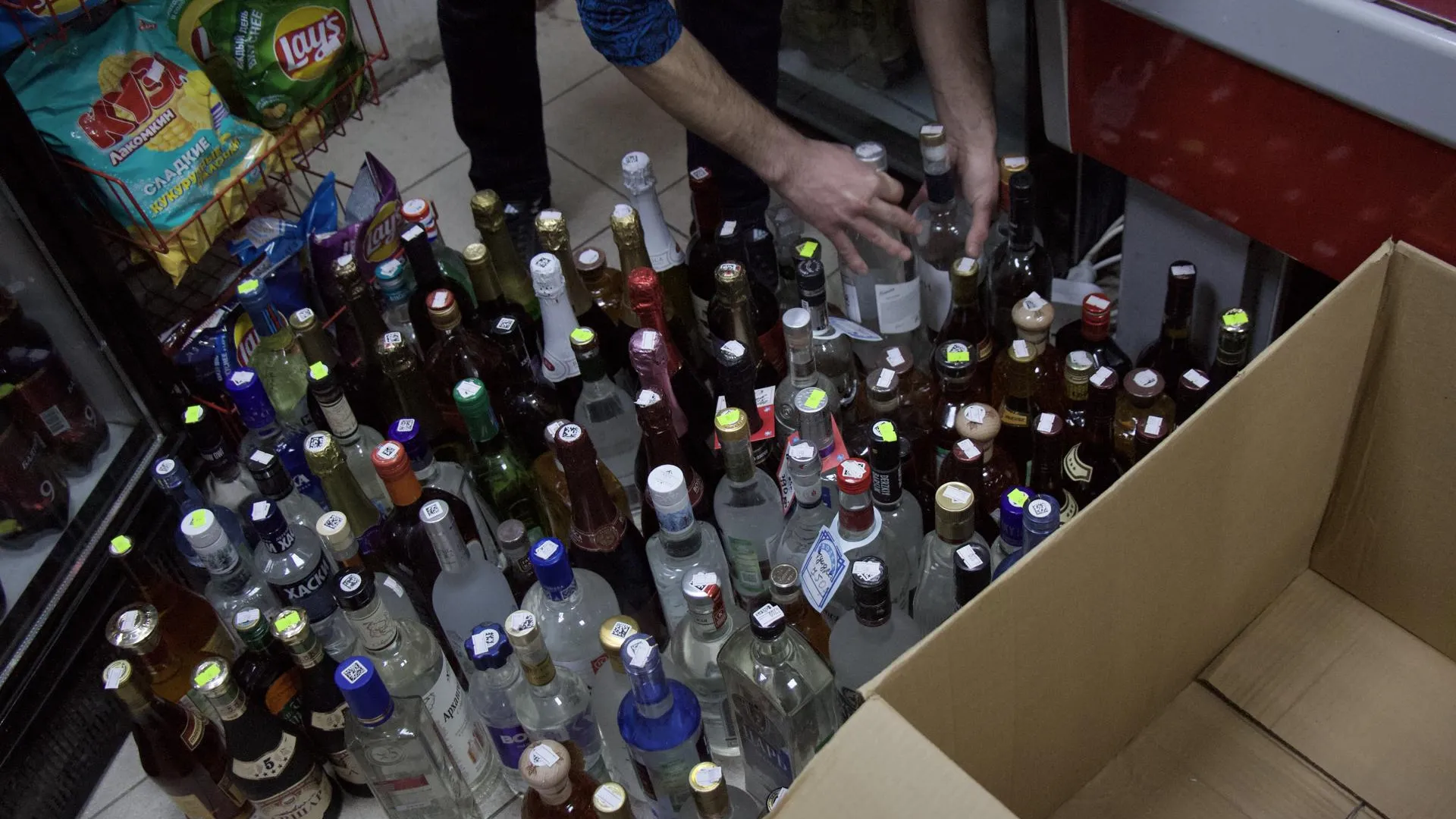 В Подмосковье изъяли 660 бутылок нелегального алкоголя