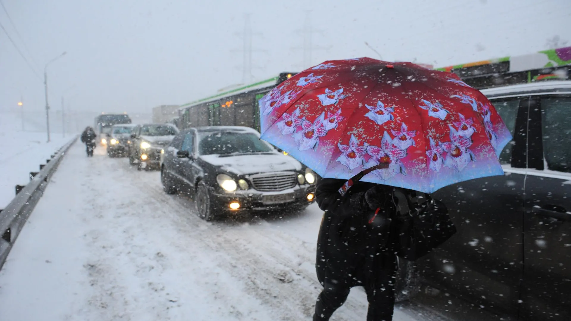 Видимость в отдельных районах Москвы может ухудшиться до 500 м