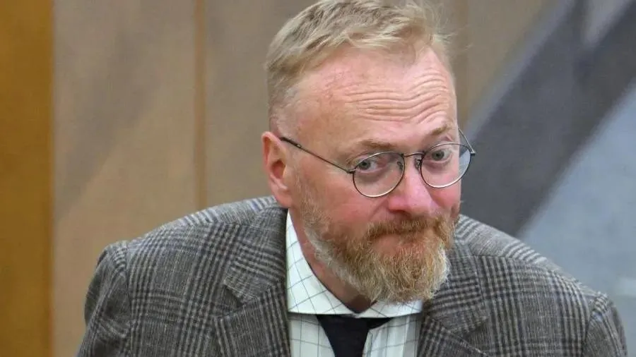 Рехабы не помогут: Милонов поделился, как прекратить эпидемию потребления вейпов
