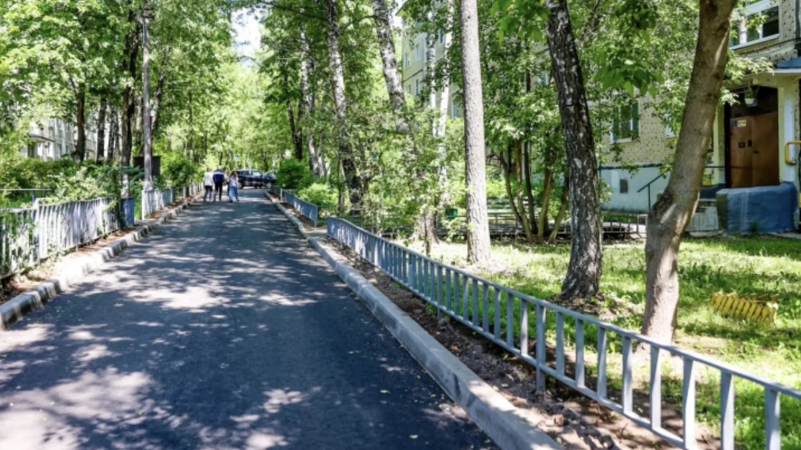 Благоустройство пяти дворовых территорий проведут в Красногорске
