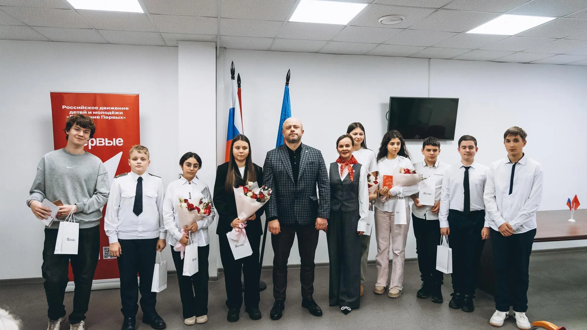 9 юных жителей Щелкова получила паспорта РФ в торжественной обстановке