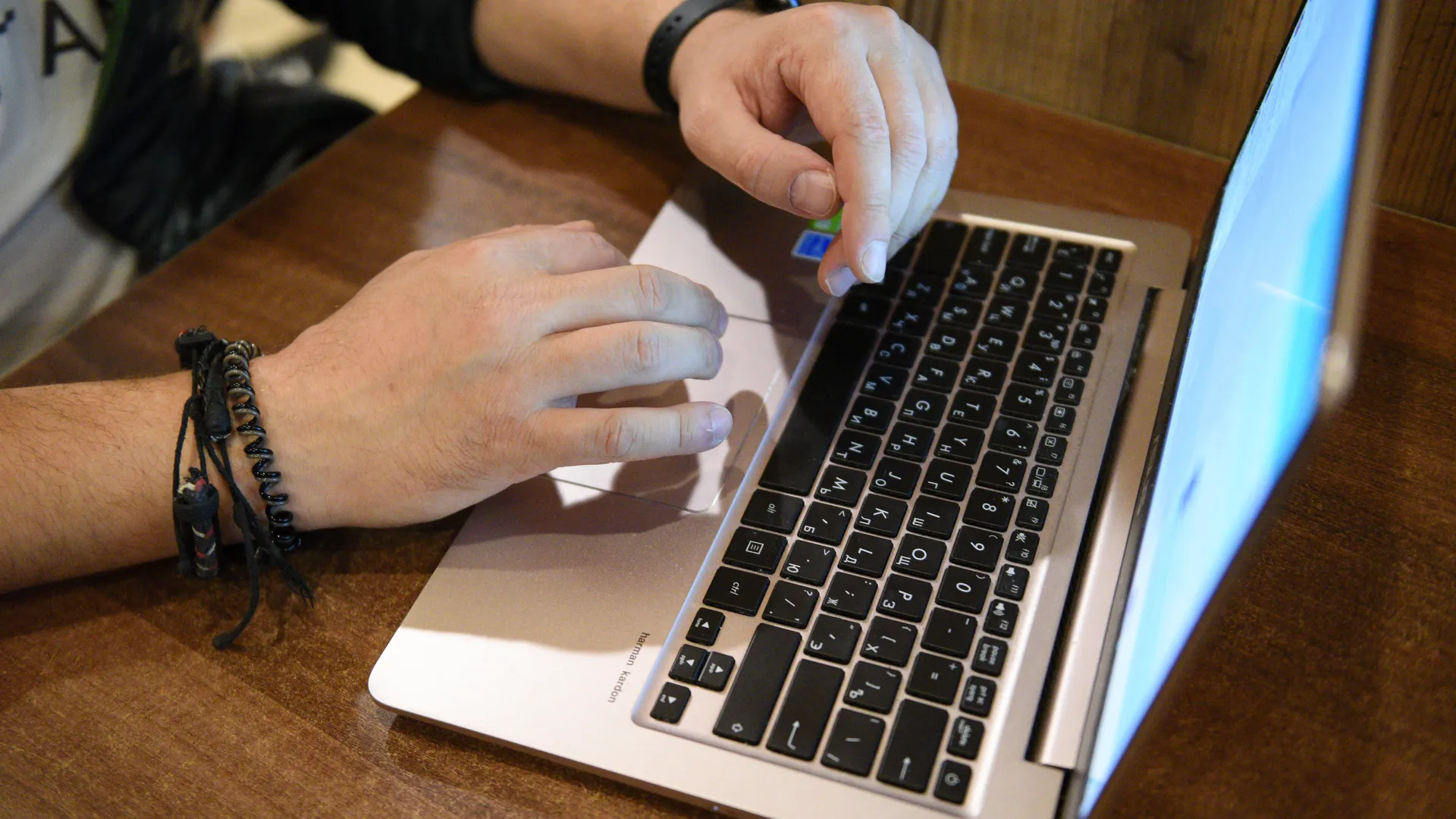 Суд в Новокузнецке оштрафовал мужчину за 10 лет оскорблений в Сети