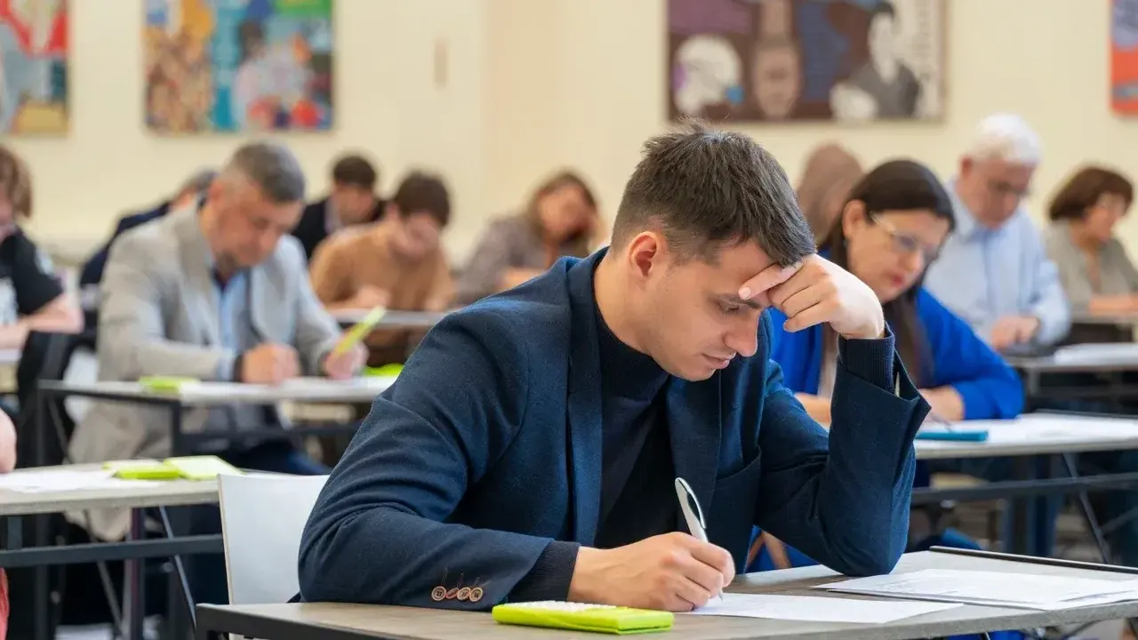 Шесть учителей физики победили в олимпиаде в Подмосковье