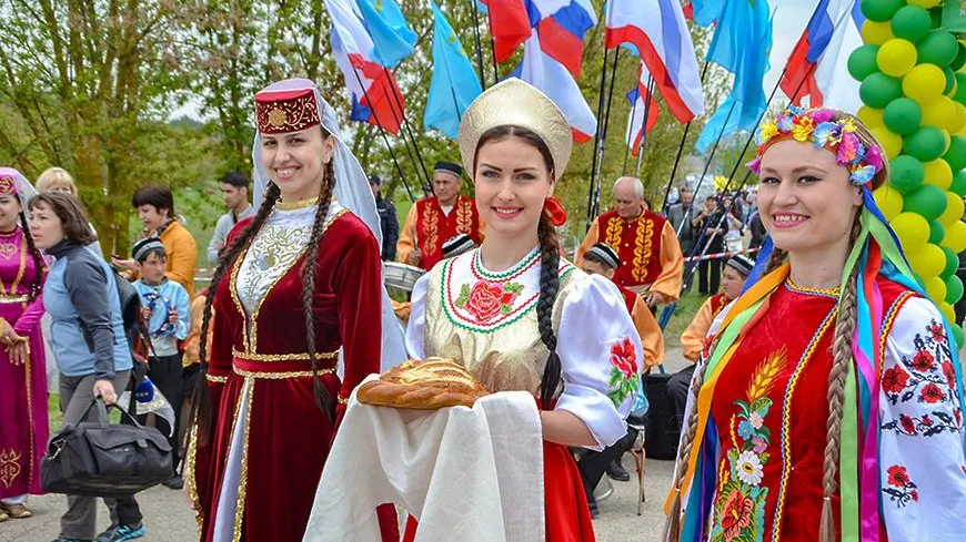 Власти Мытищ поздравили побратимов из Бахчисарая с Днем воссоединения Крыма с Россией