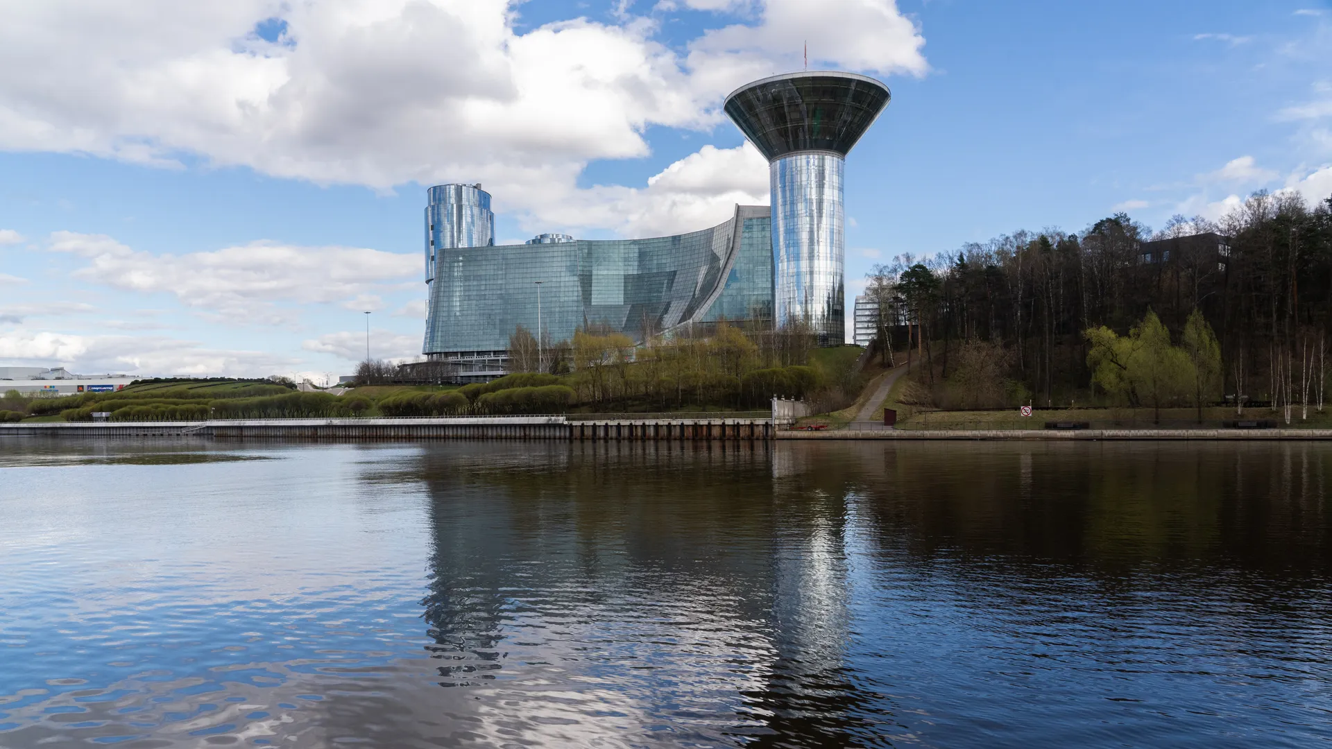 Дом правительства Московской области в Красногорске