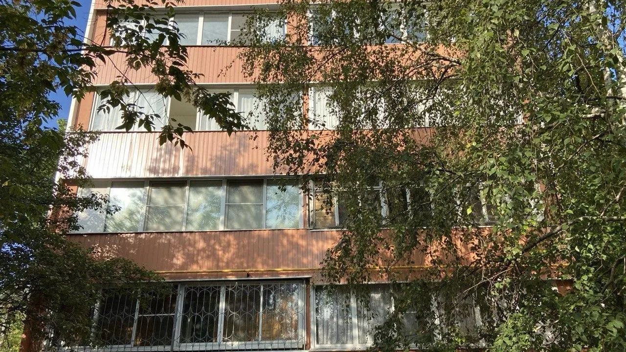 Жителям Подмосковья объяснили, как получить разрешение на остекление балконов МКД