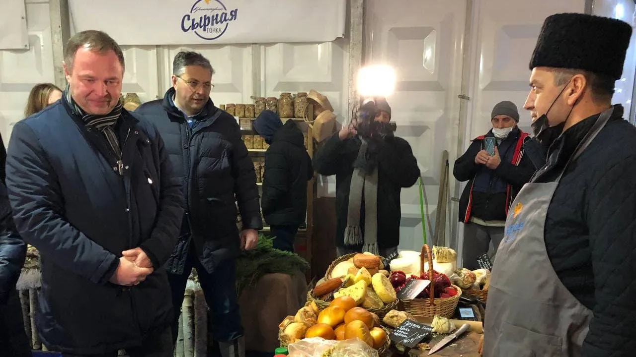 Сергей Воскресенский открыл сельскохозяйственную ярмарку «Сырная гонка» в Красногорске