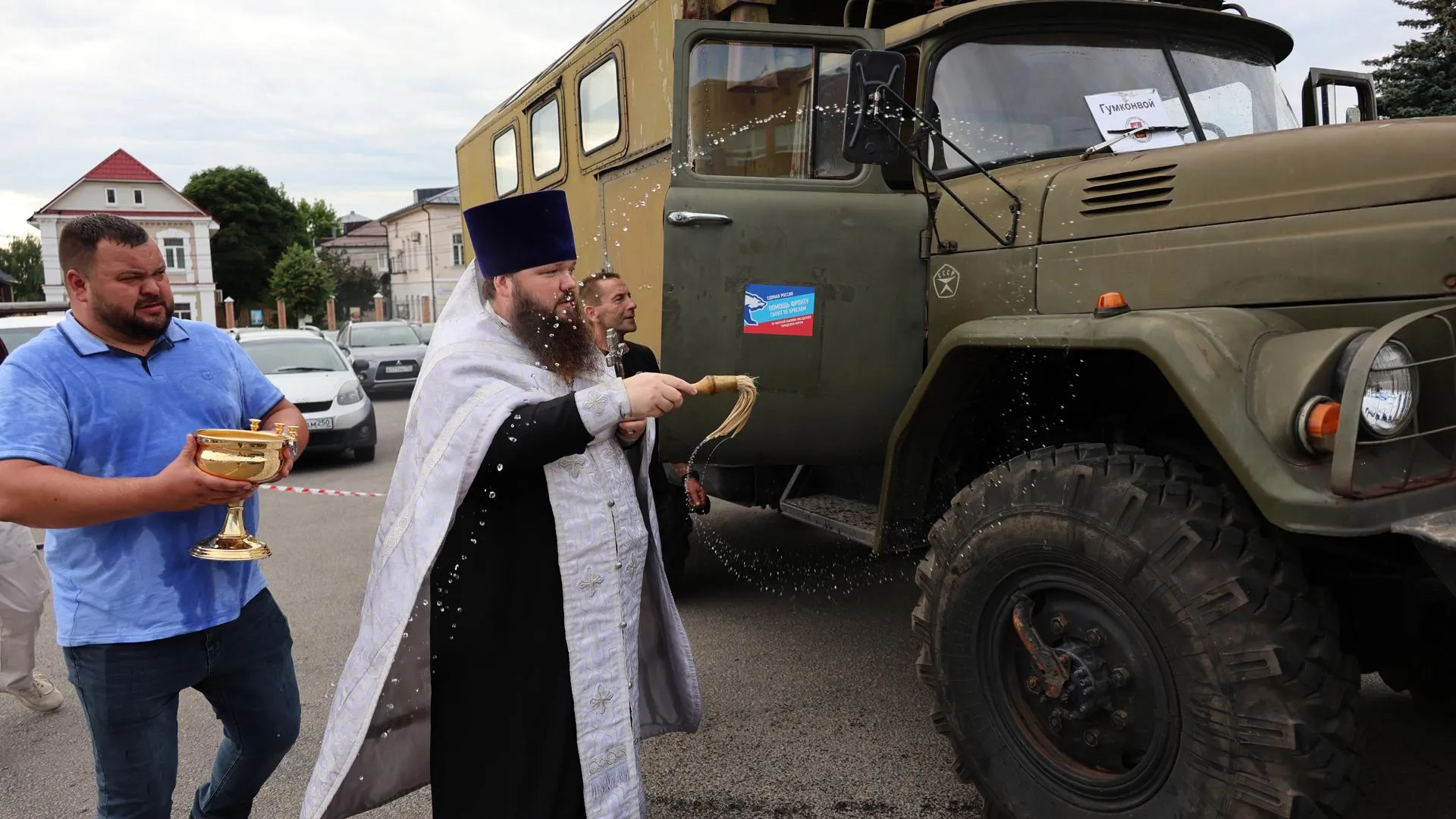 Павлово-Посадский округ отправил 13 машин в зону СВО