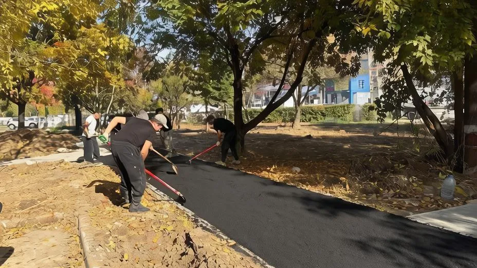 В Королеве продолжают благоустраивать сквер на проспекте Космонавтов