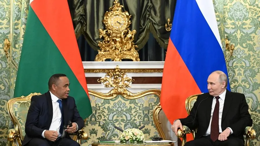 В Кремле состоялась встреча лидеров России и Мадагаскара