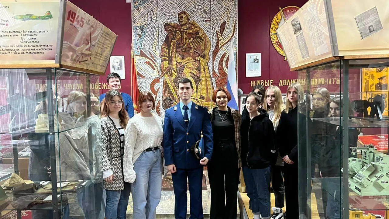 Подмосковные преподаватели прослушали лекцию ко Дню борьбы с коррупцией
