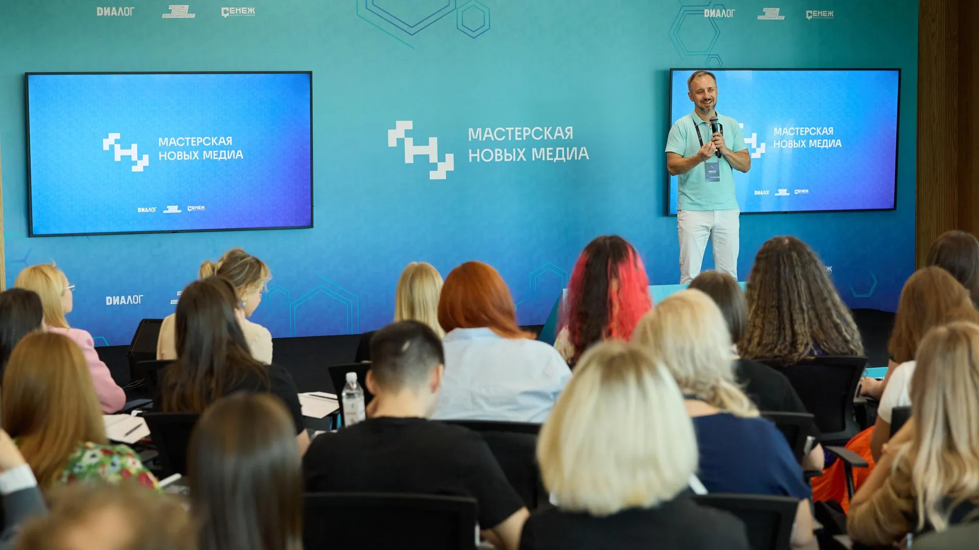 Из Москвы и МО поступило наибольшее количество заявок в МНМ