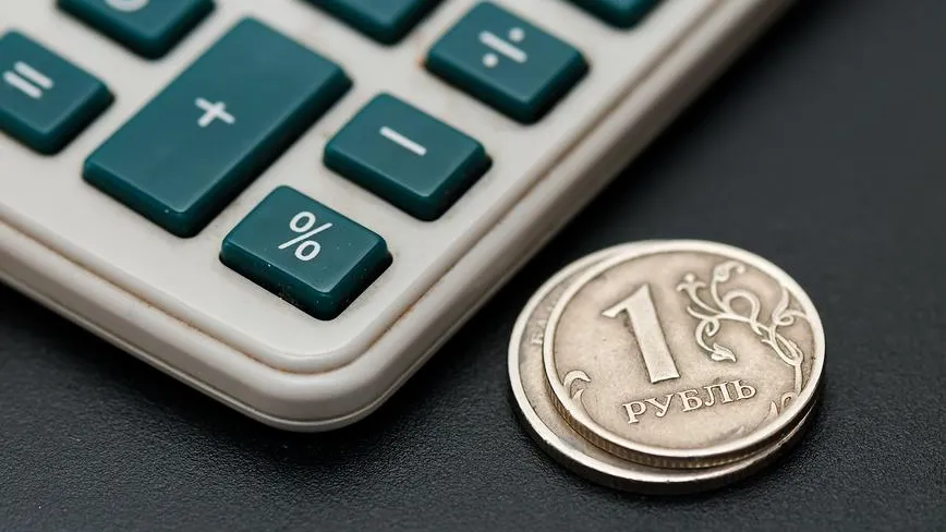 Упадет или устоит: каким будет курс российского рубля в августе 2025 года