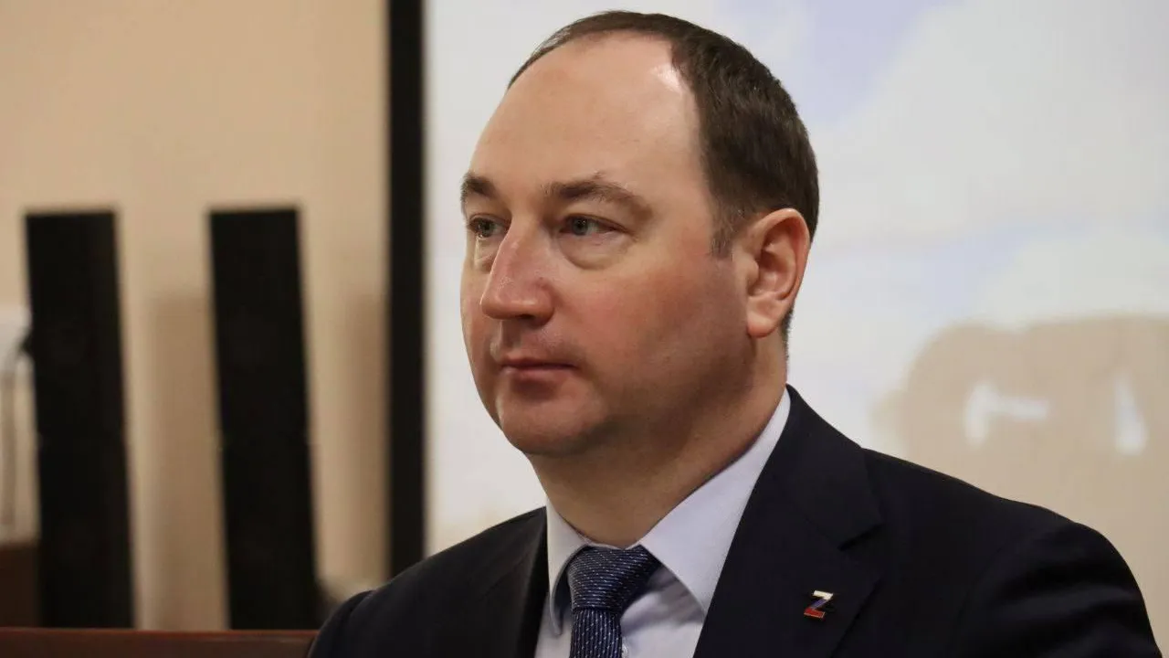 Глава Ступина встретился с долголетами округа в рамках выездного здравчаса