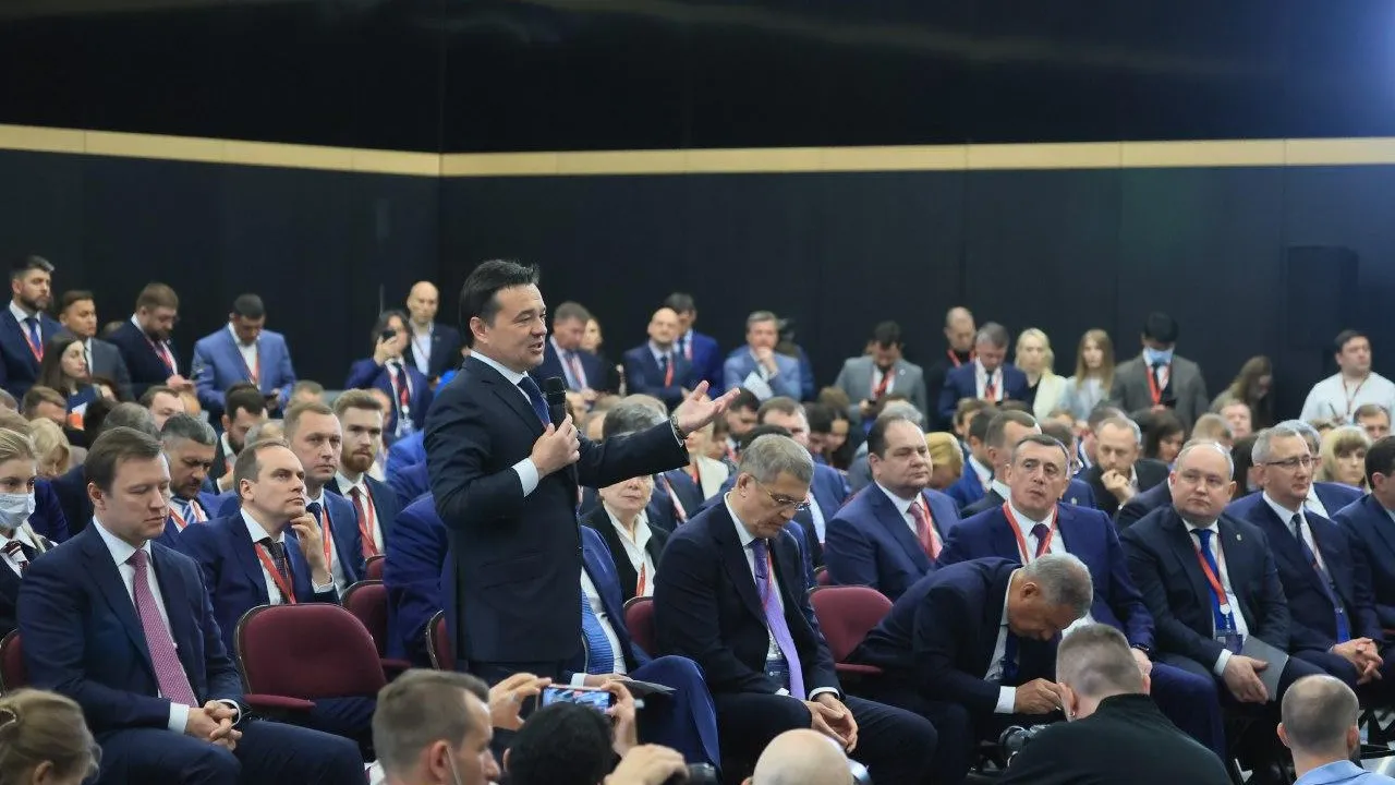 Андрей Воробьев подчеркнул важность дальнейшего снижения административных барьеров