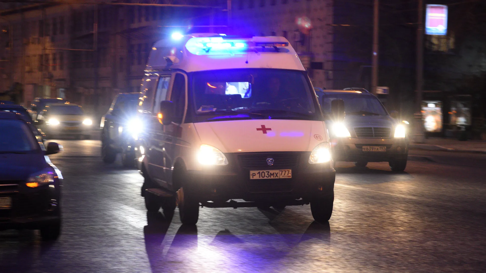 Крупное ДТП произошло на Русаковской эстакаде в Москве