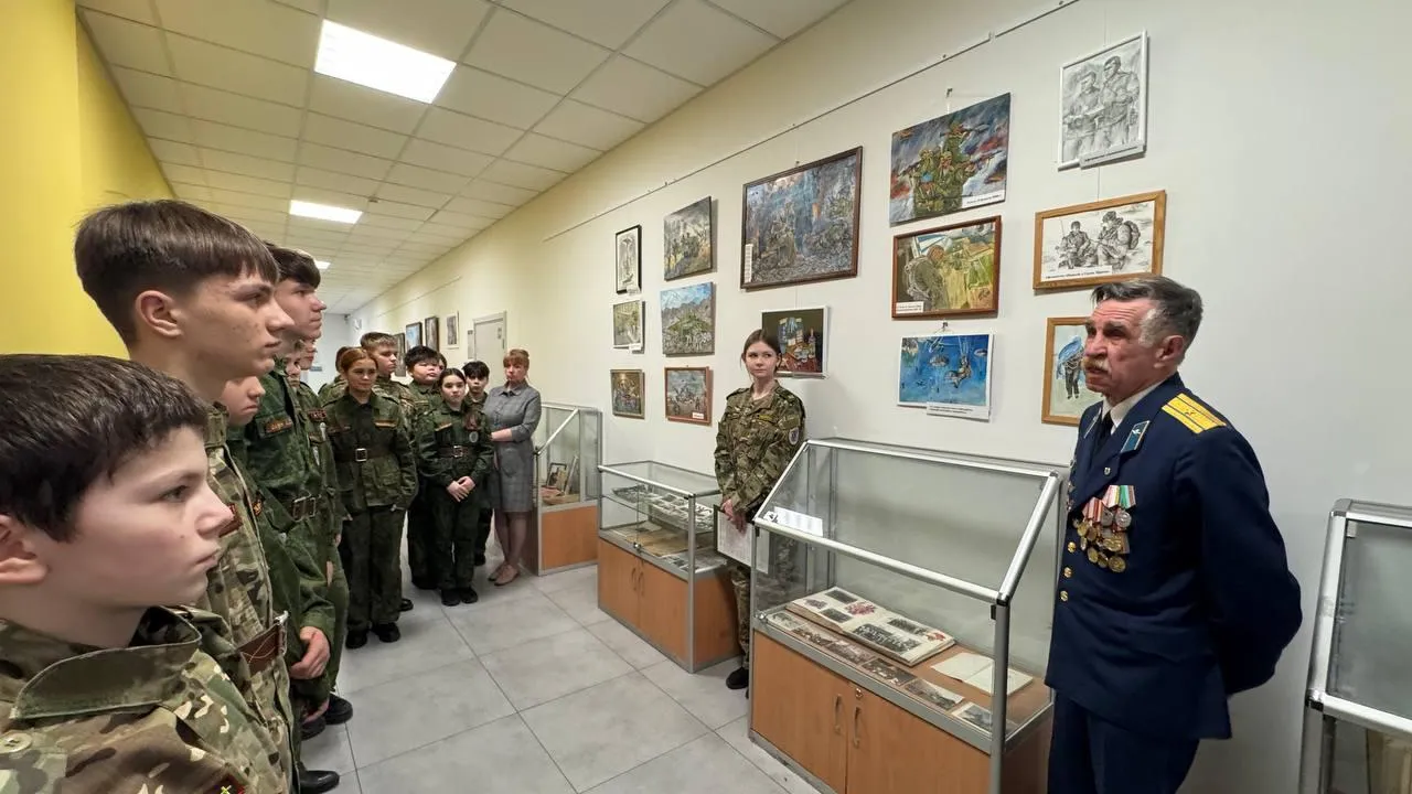 В Химках школа №8 провела встречу с ветераном и НПО «Энергомаш»