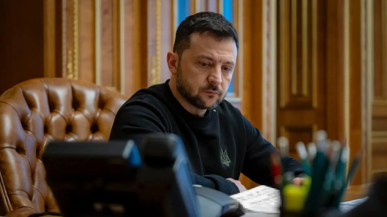 «Заморозка конфликта»: Зеленский пересказал разговор с Трампом и Макроном