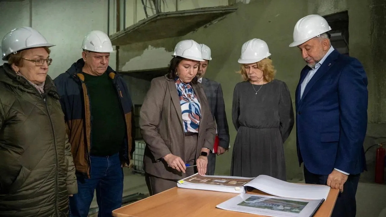 В большом зале ГДКиС «Мир» в Домодедове завершается черновая отделка