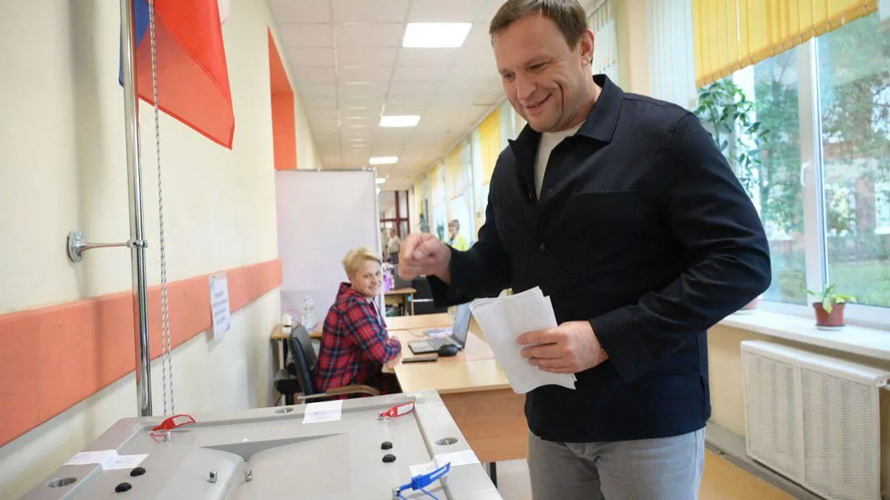 Депутат Госдумы Пахомов проголосовал на выборах в Сергиевом Посаде