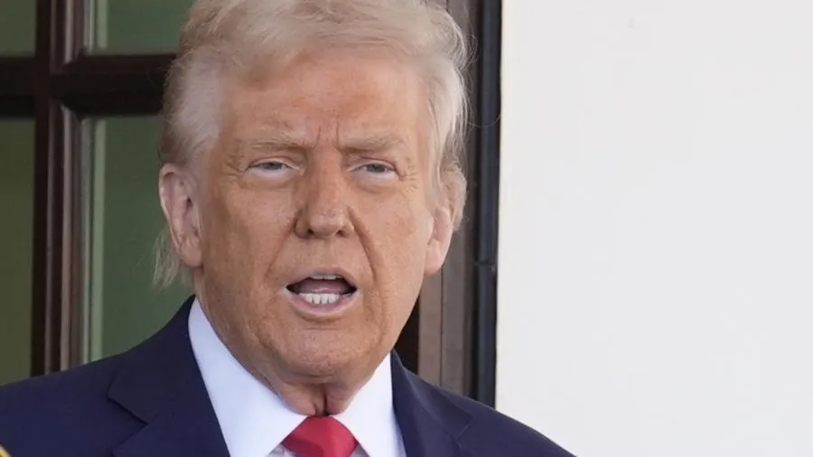 Трамп заявил, что мир станет значительно безопаснее в течение 2-3 недель