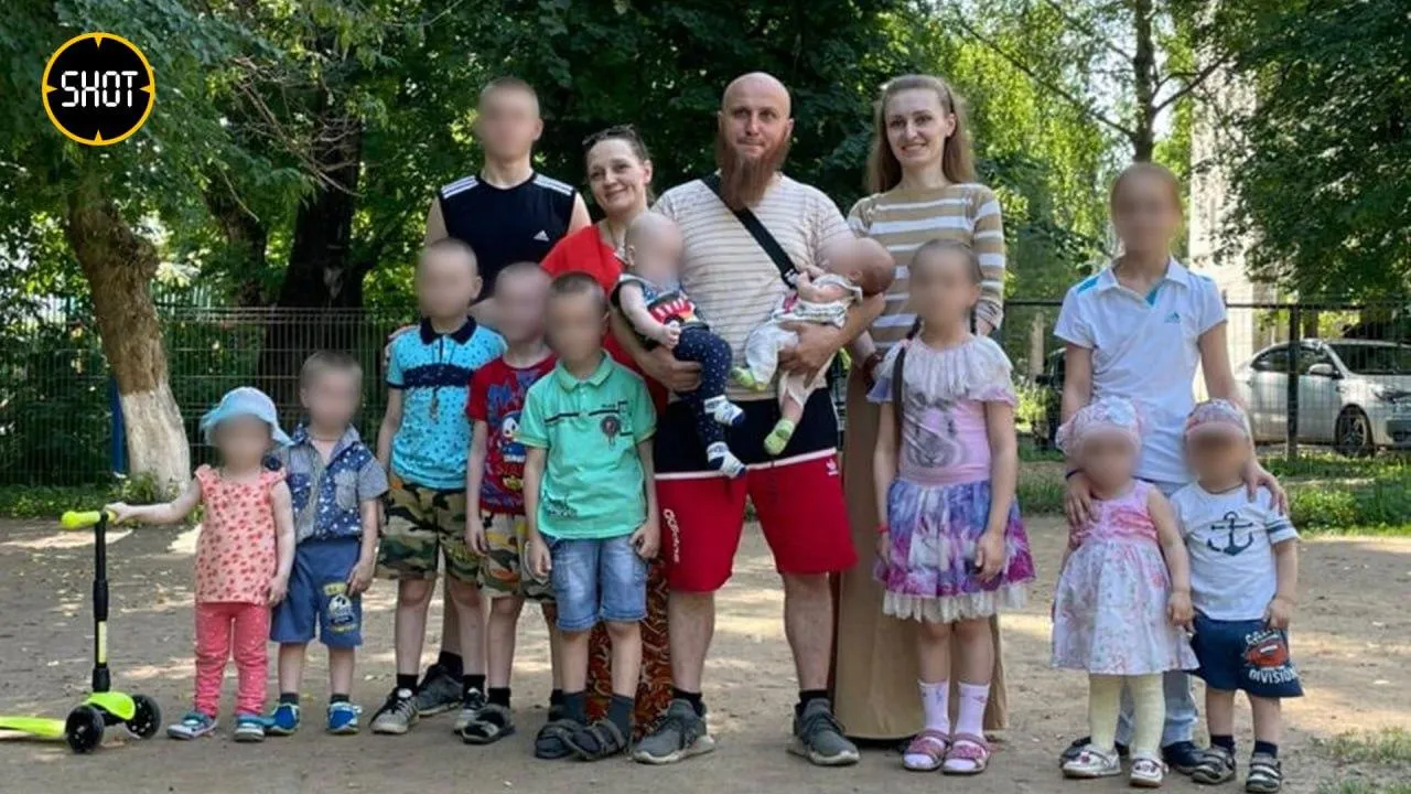 Многоженец Сухов прокомментировал новость о жалобе на его семью в органы опеки
