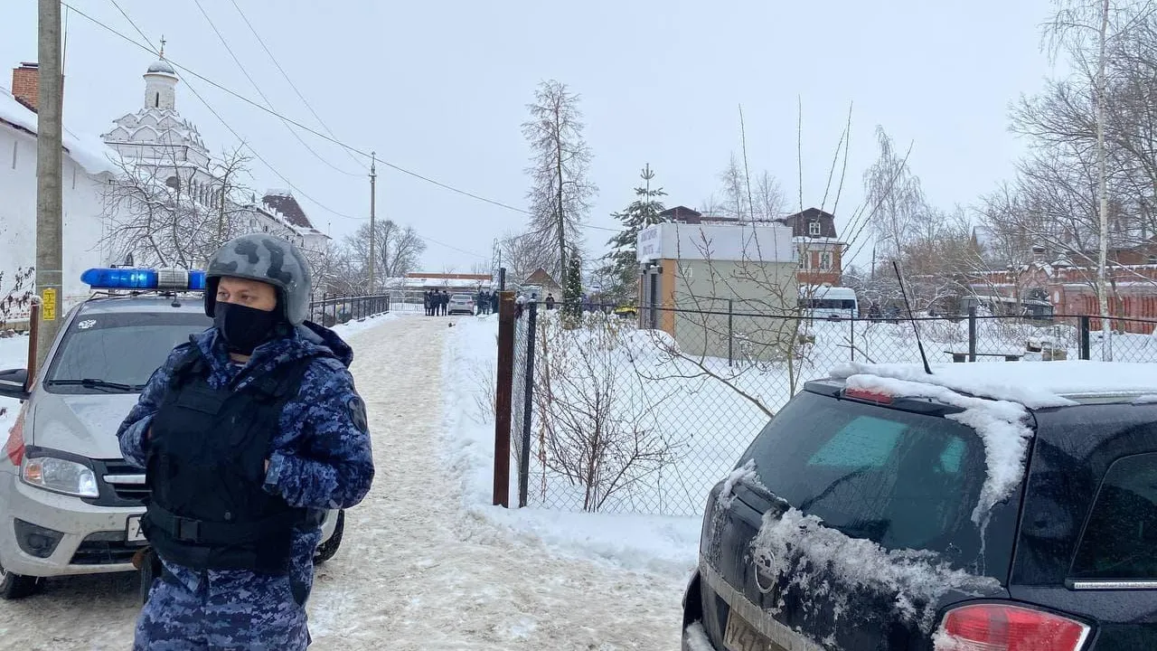 СМИ: Напавший на монастырь в Серпухове молодой человек выжил