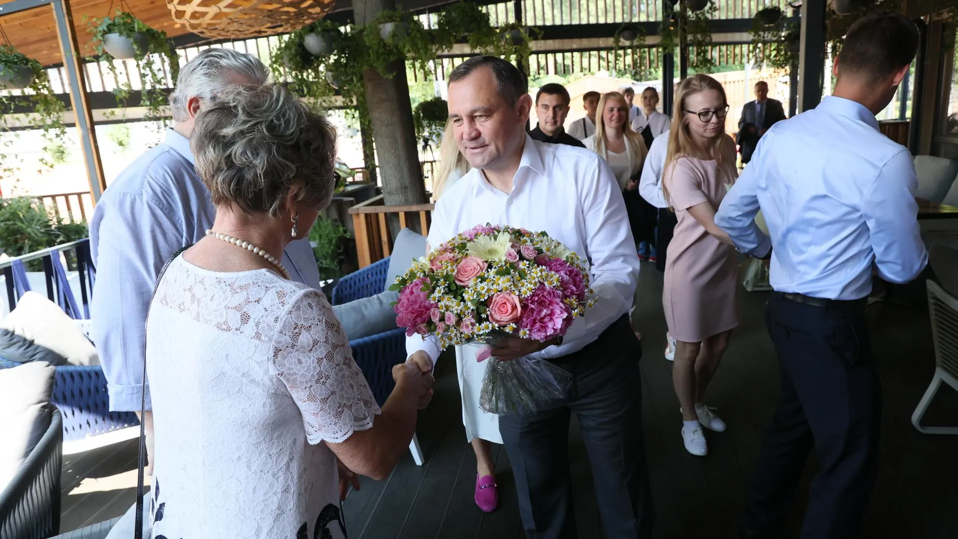 Брынцалов вручил подарки супругам из Балашихи, прожившим вместе более 50 лет