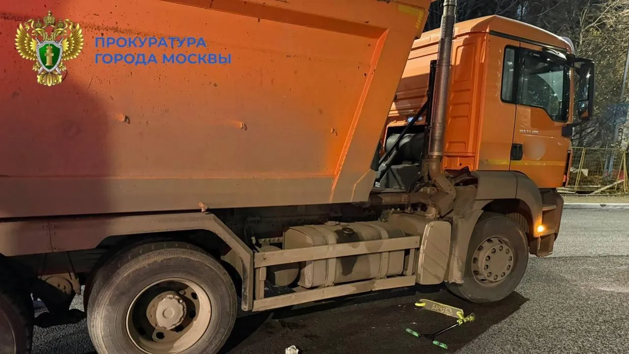 Грузовик сбил 10-летнего мальчика на самокате на «зебре» в Зеленограде
