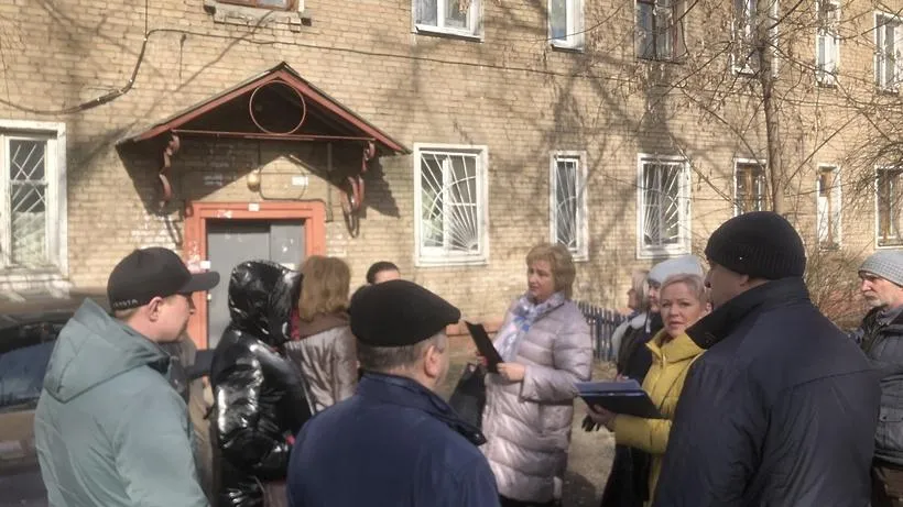 Вопросы ЖКХ обсудили с жителями дома № 28 на улице Академика Каргина в Мытищах