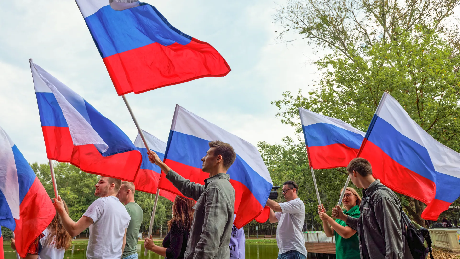 Эксперт Варшав: только вместе россияне смогут достигнуть важных целей