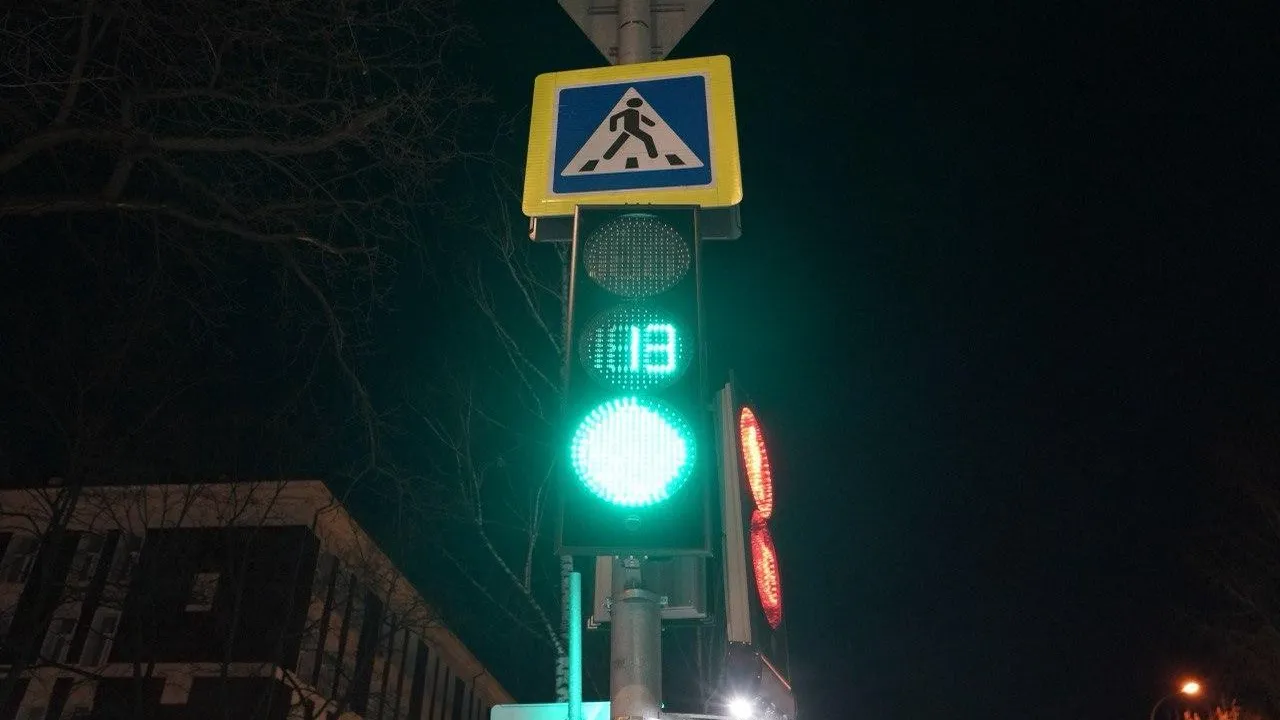 Дорожники отремонтировали светофоры в десяти горокругах Подмосковья
