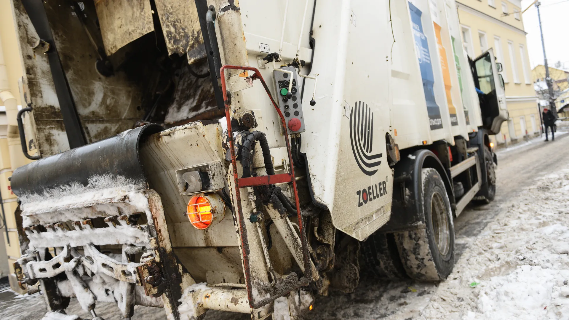 Сбор и вывоз мусора в Москве