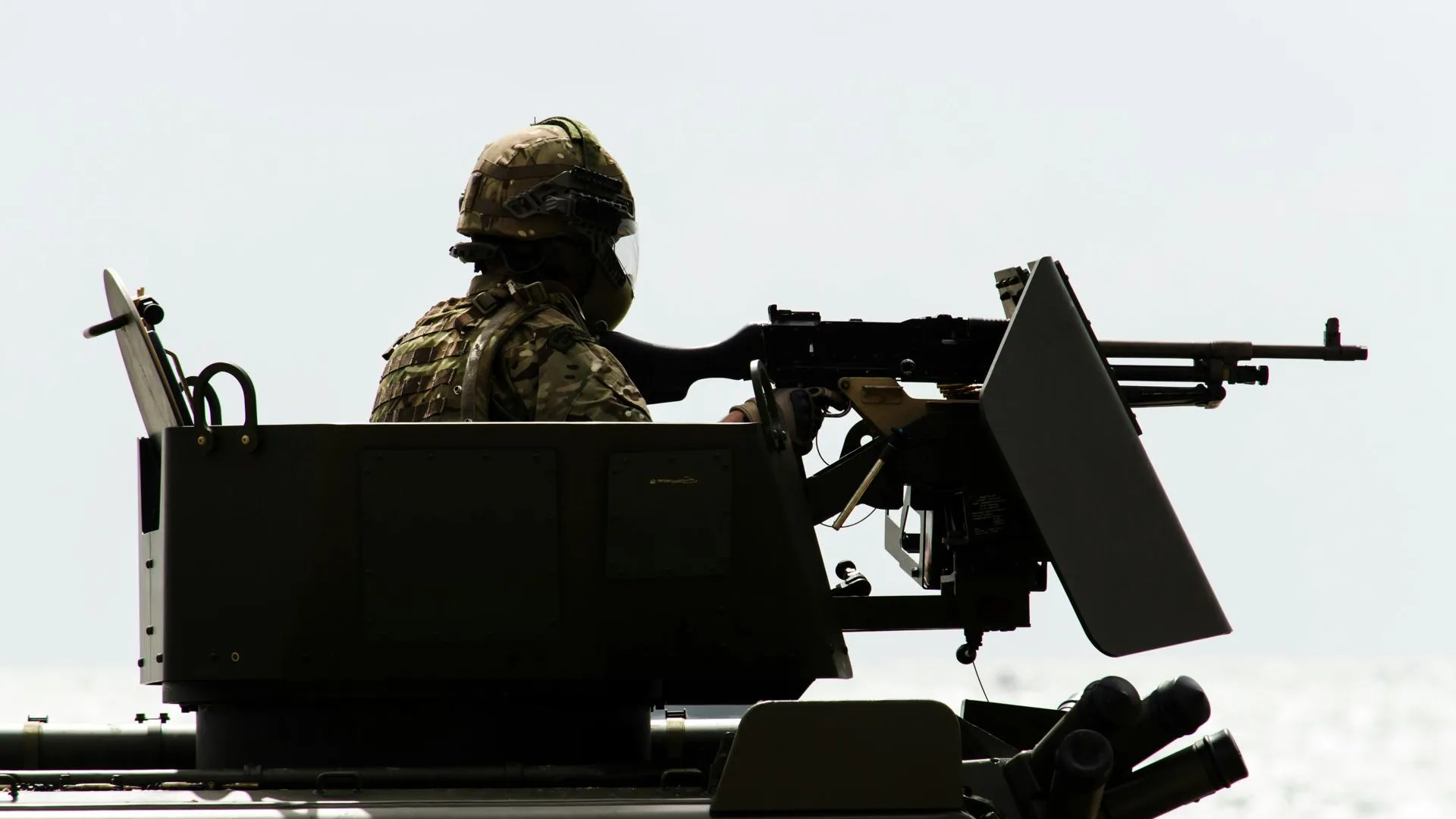 The Telegraph: британские военные массово увольняются из армии