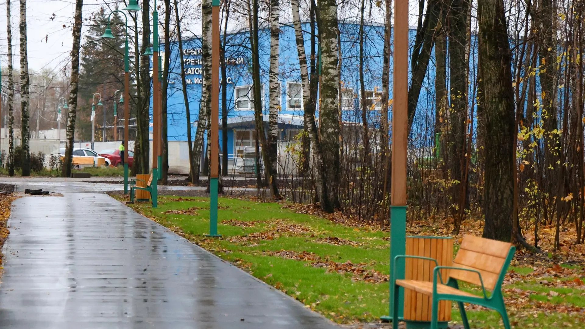 Благоустройство сквера в восточном микрорайоне Электростали подходит к концу