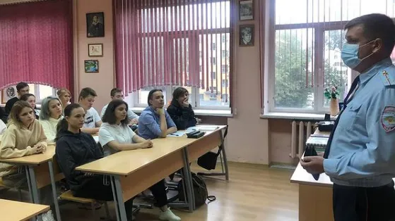 Студентам техникума Люберец напомнили о важности соблюдения ПДД