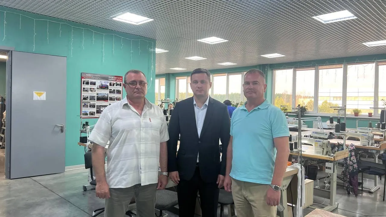 Участник СВО побывал на предприятии по производству брони в Подмосковье