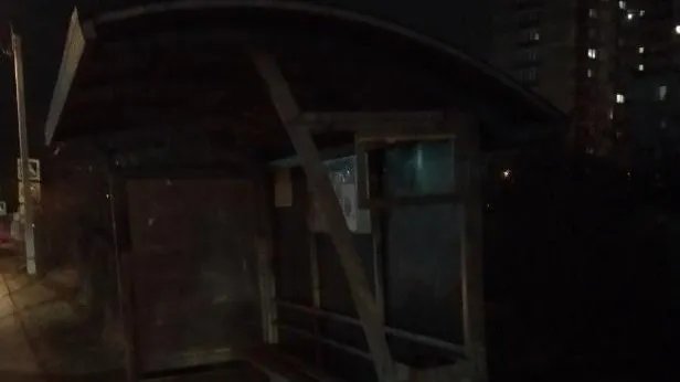 Автобусную остановку в Красногорске отремонтировали после обращения жителя на «Добродел»