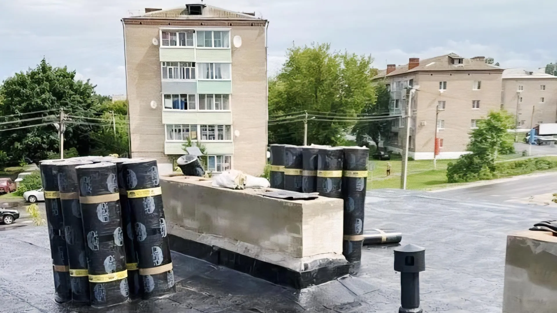 В Шатуре завершат ремонт крыши дома в поселке ЦУС «Мир» в октябре