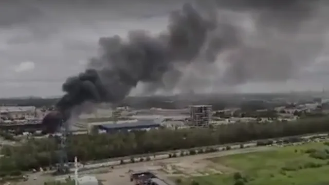 Возгорание складских помещений произошло в Химках