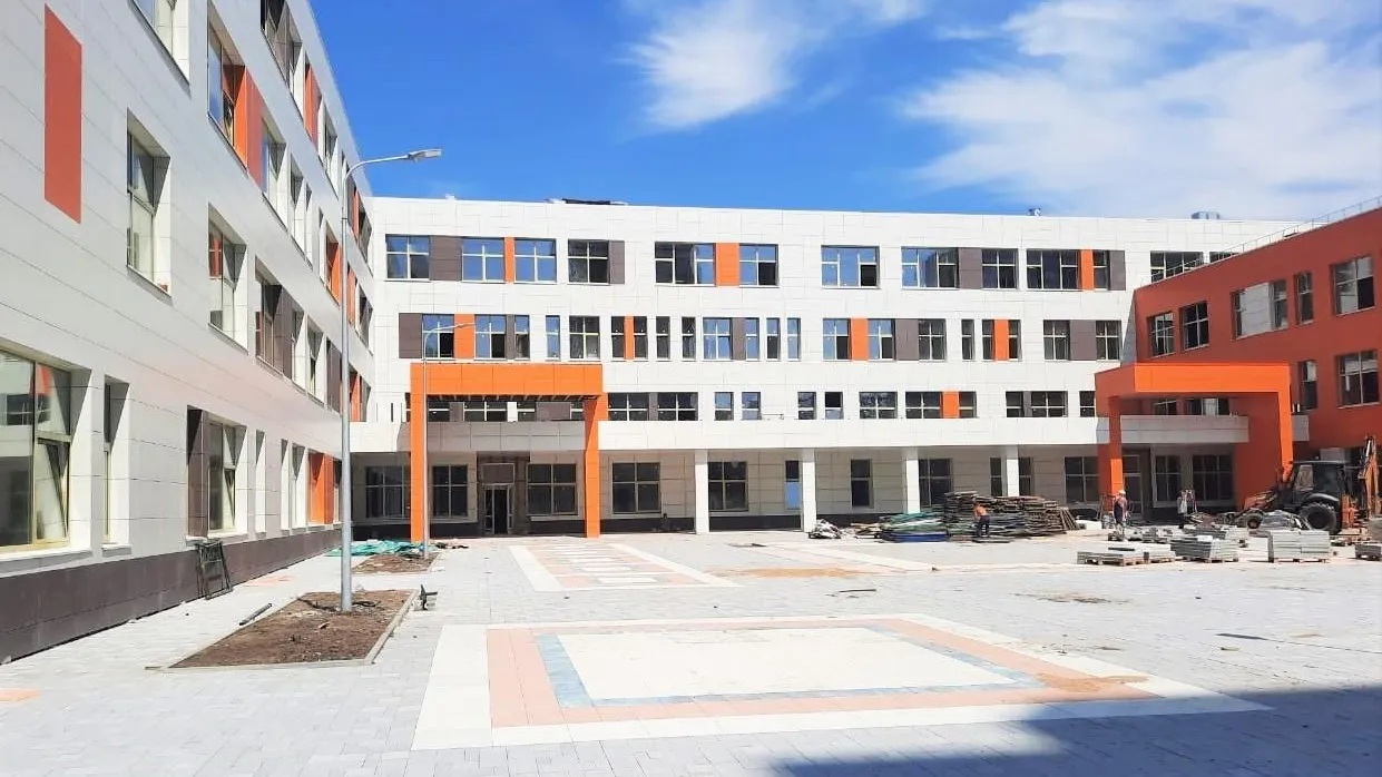 Школа на Бородинском бульваре Подольска готова на 93%
