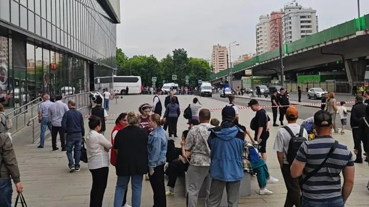 Мужчина устроил перестрелку возле ТРЦ «Щелковский» в Москве