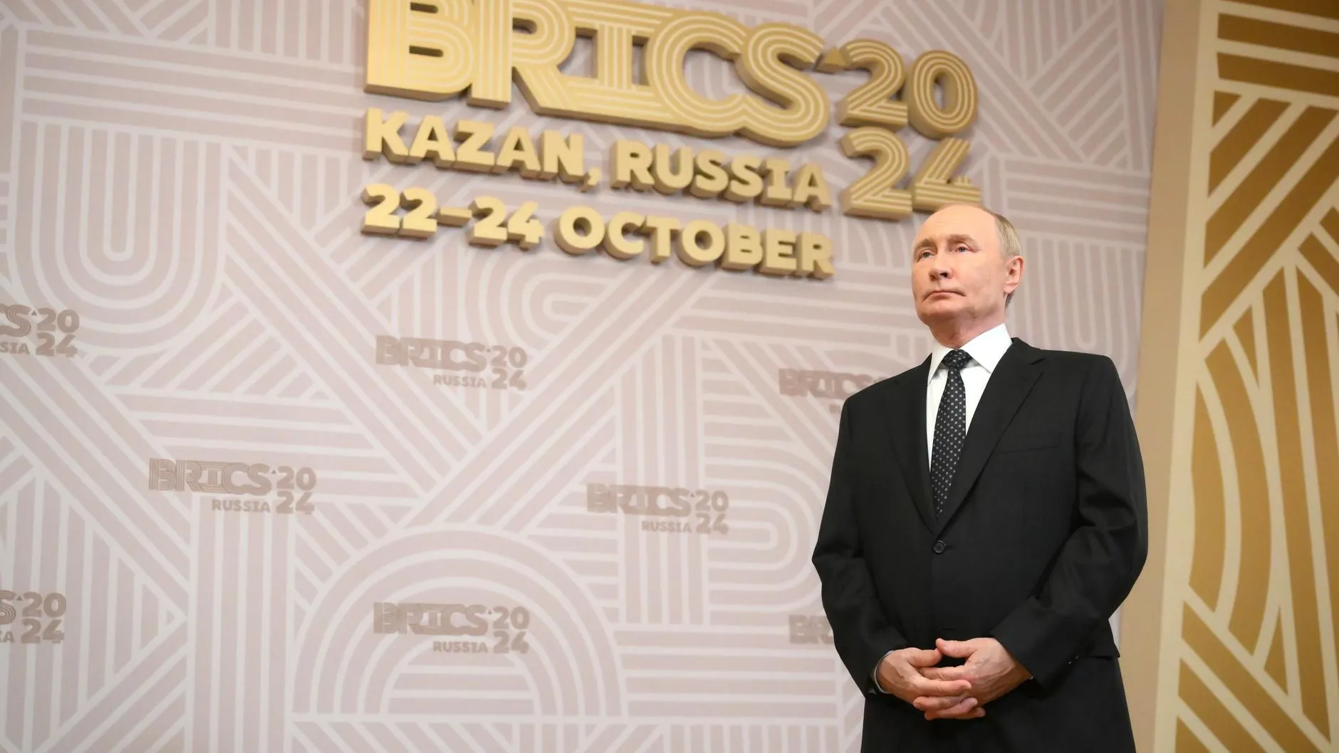 Путин предложил создать новую инвестиционную платформу БРИКС
