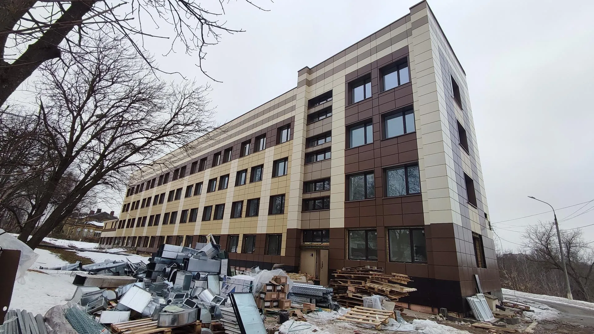 Ремонт терапевтического корпуса больницы завершается в Кашире по народной программе ЕР