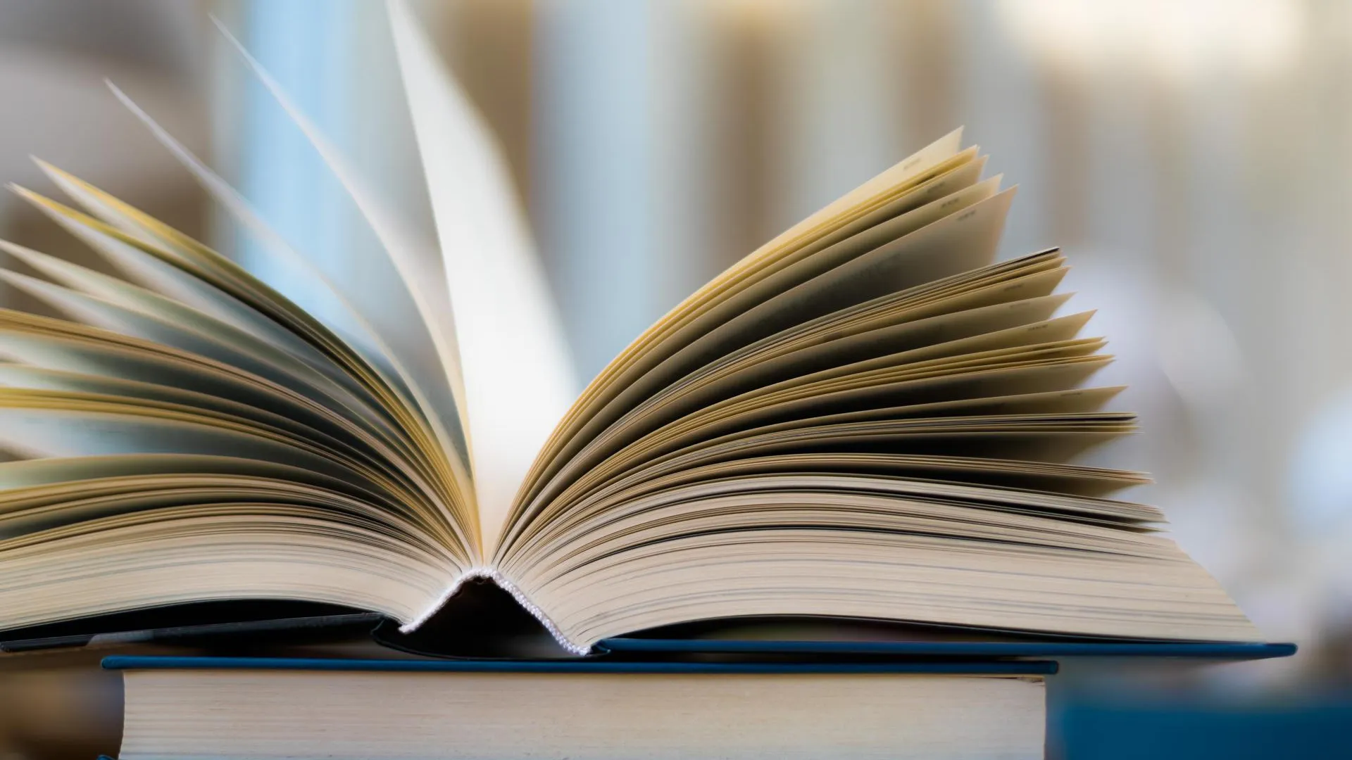 В библиотеках Подольска начали собирать книги на русском языке для жителей ЛДНР